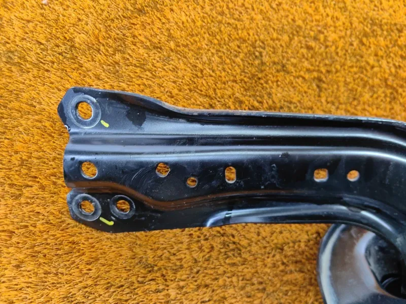 Рычаг подвески