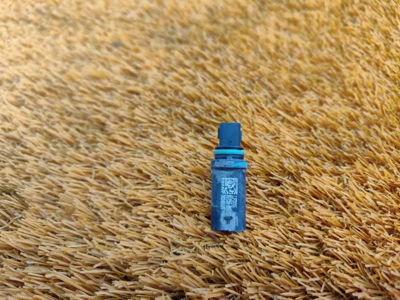 Датчик положения распредвала