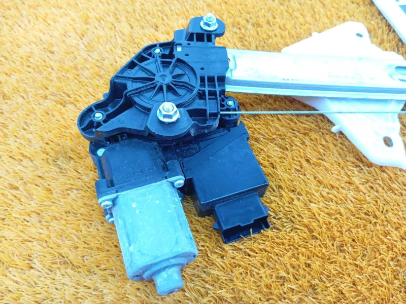 Стеклоподъемник