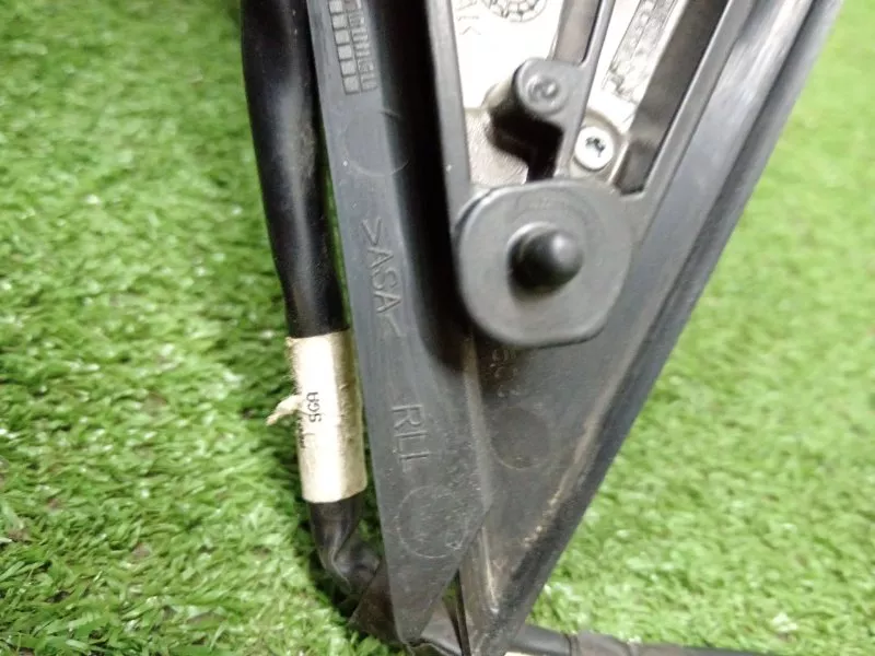 Зеркало боковое