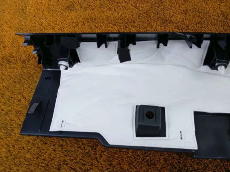 Накладка замка багажника