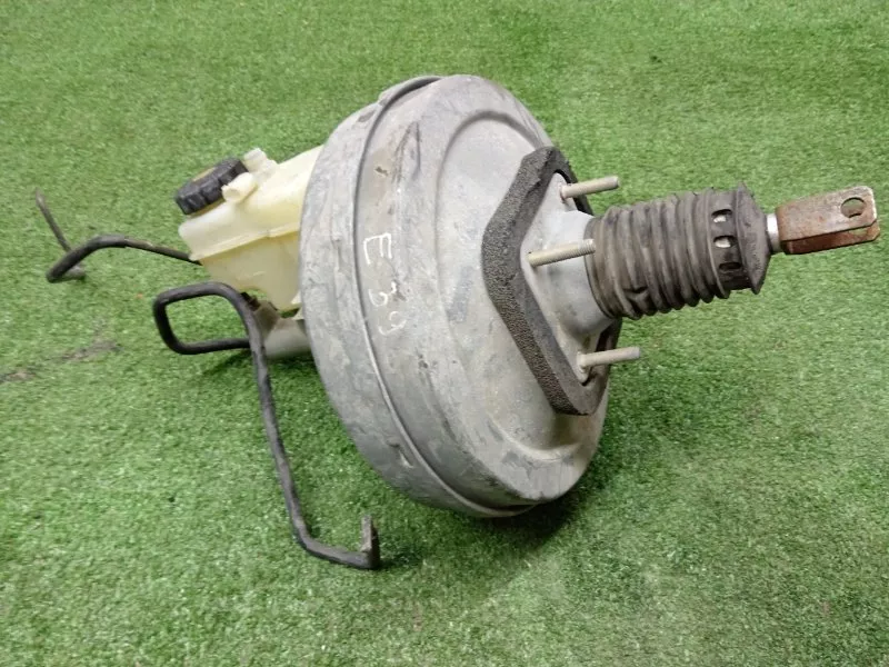 Главный тормозной цилиндр