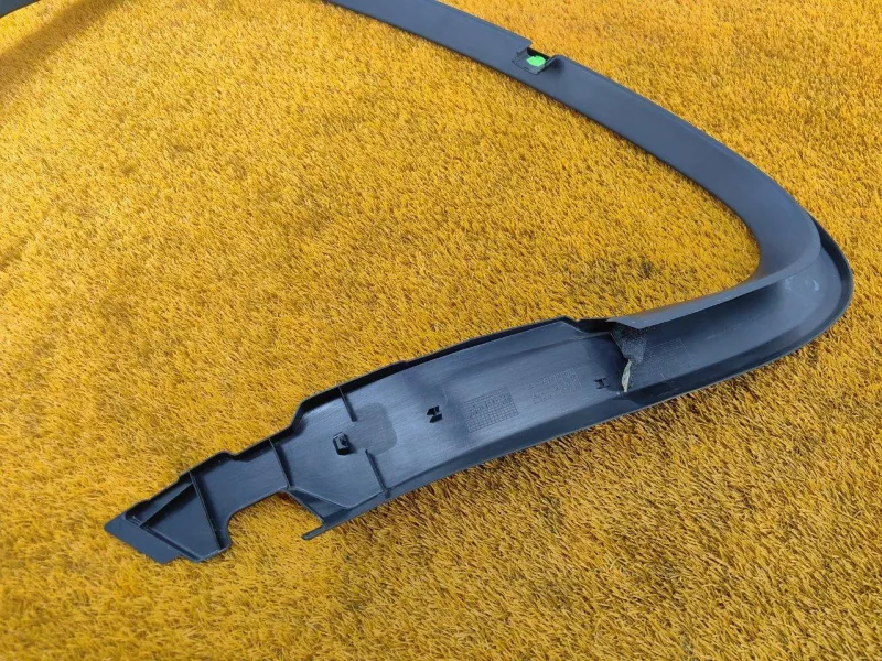 Молдинг двери