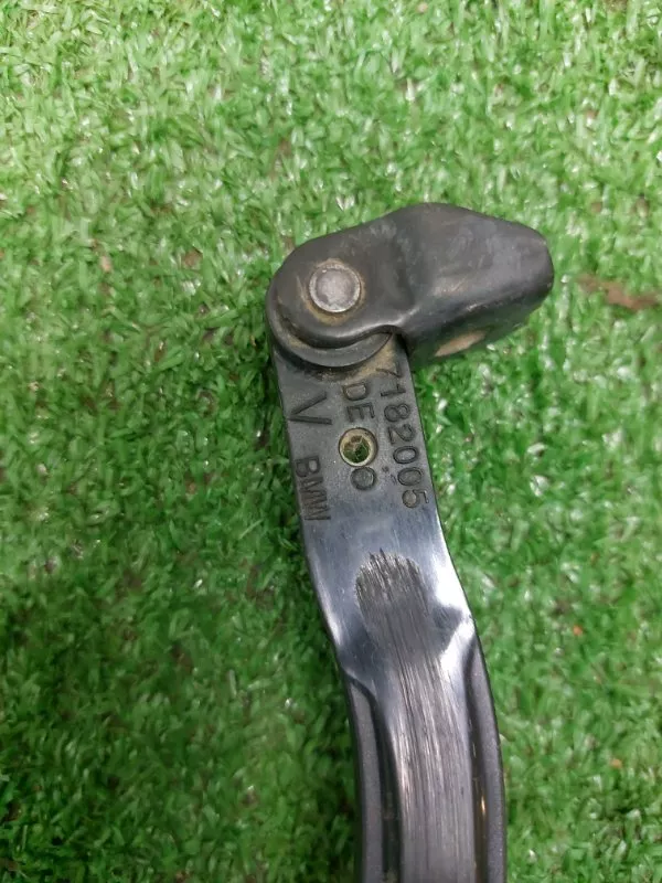 Ограничитель двери