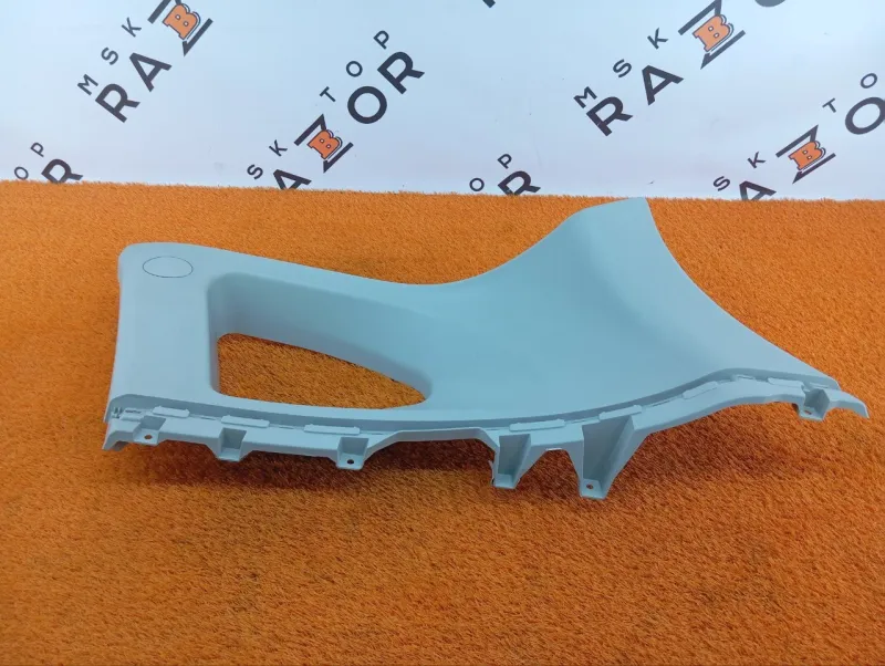 Накладка на стойку кузова