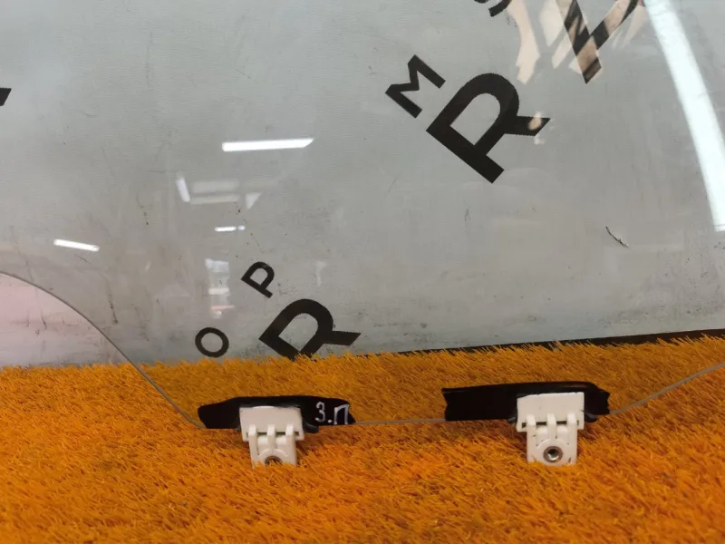 Стекло двери