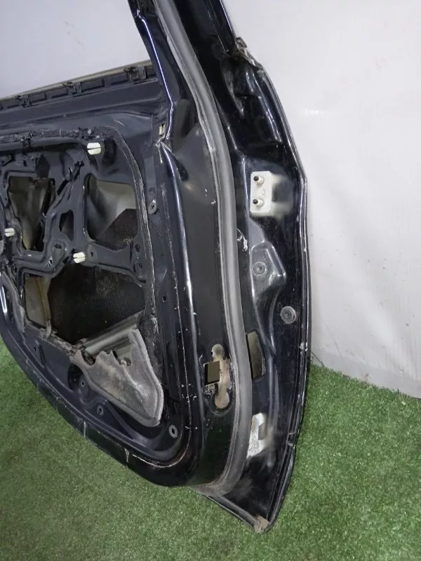 Дверь BMW 3-Series 2007 41007203647 E90, задняя левая