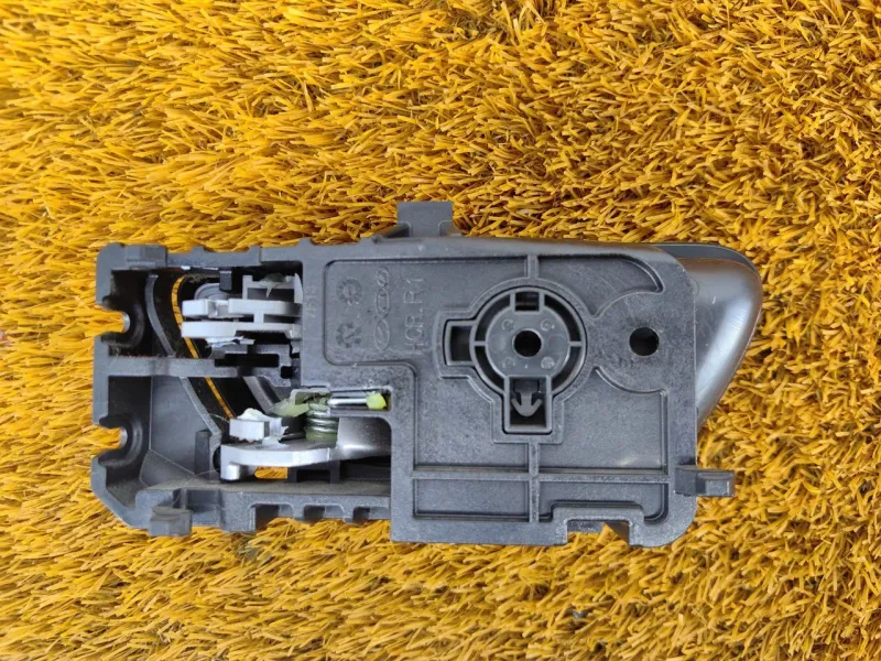 Ручка двери внутренняя