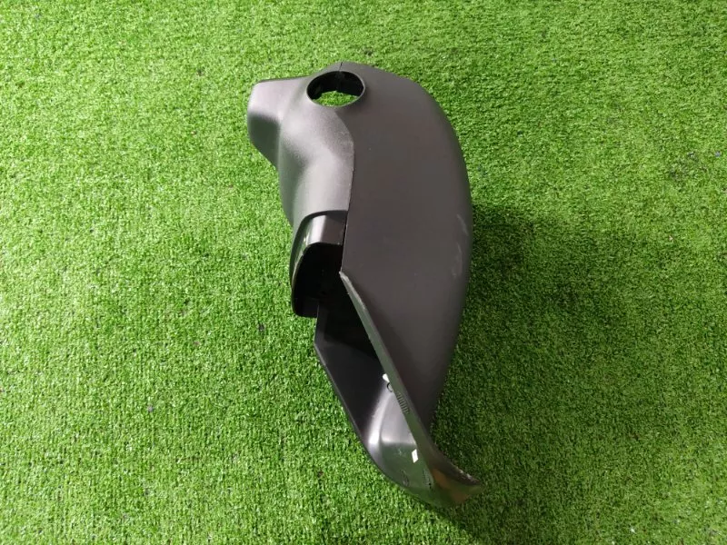 Кожух рулевой колонки