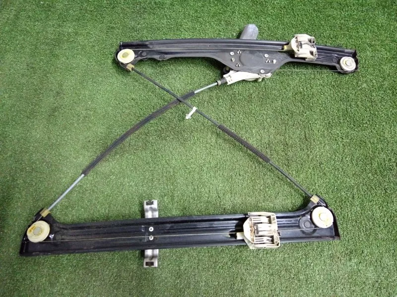 Стеклоподъемник BMW X5 2008 51337166380 E70, передний правый
