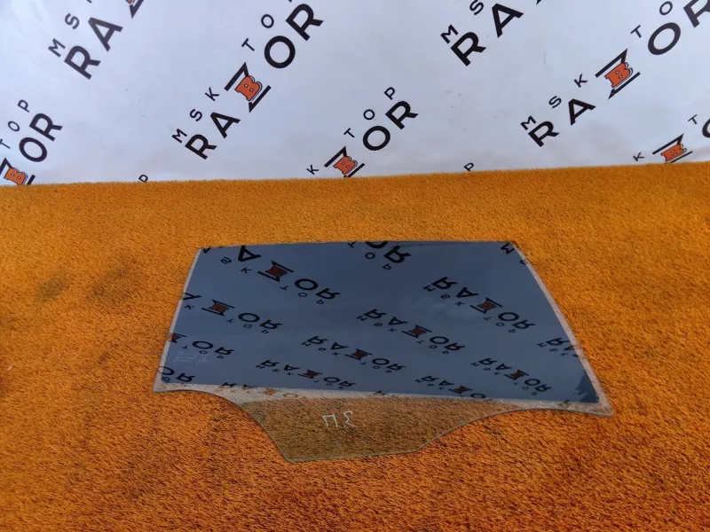 Стекло двери