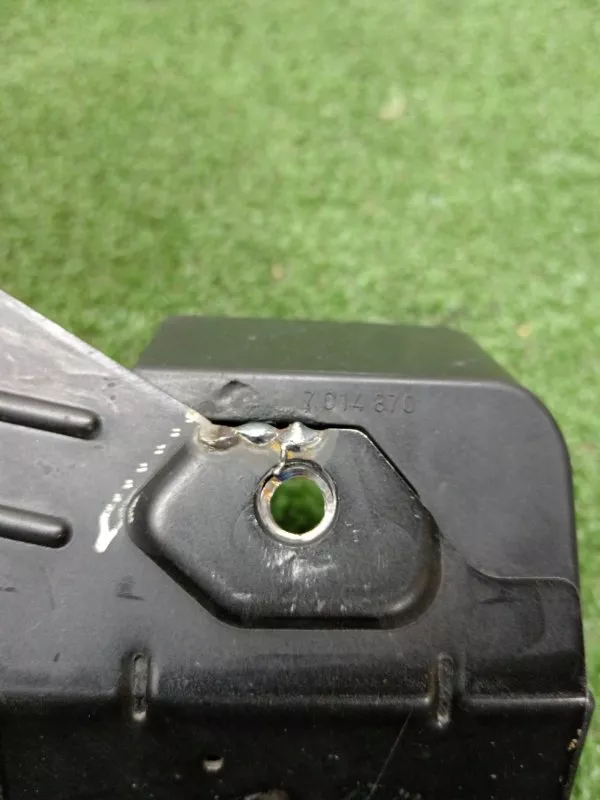 Замок багажника