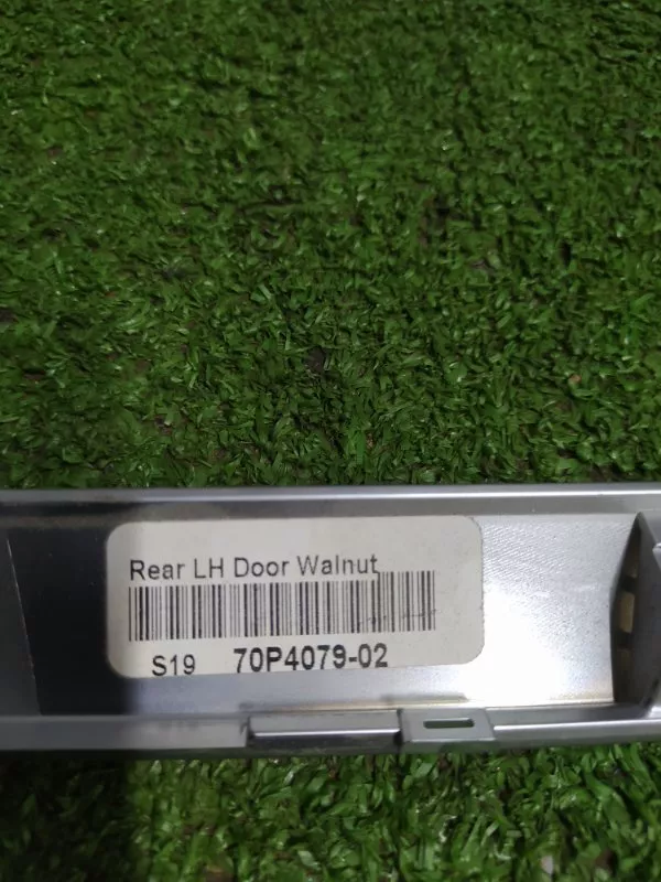 Накладка двери декоративная