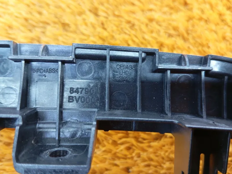 Накладка на торпедо