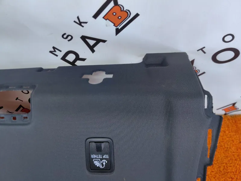 Полка багажника