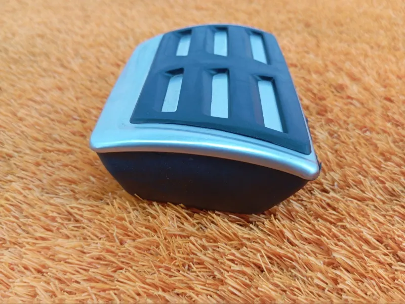 Накладка педали тормоза