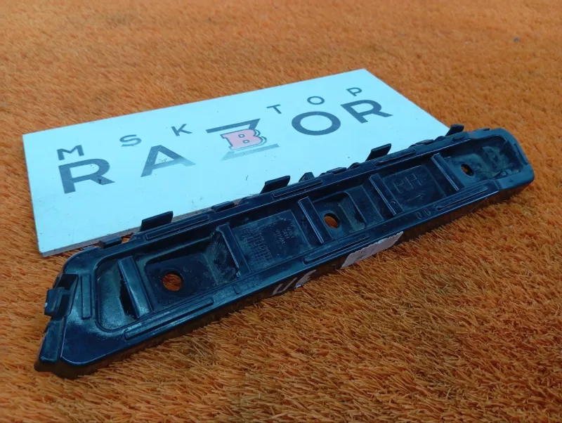 Крепление бампера