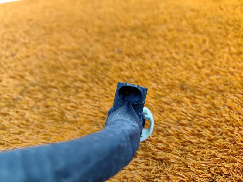 Трубка картерных газов