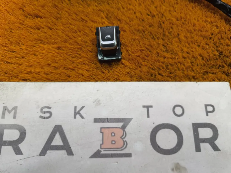 Кнопка стеклоподъемника