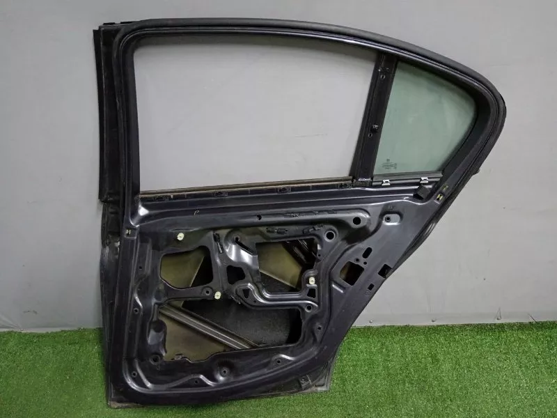 Дверь BMW 3-Series 2005 41007203648 E90, задняя правая
