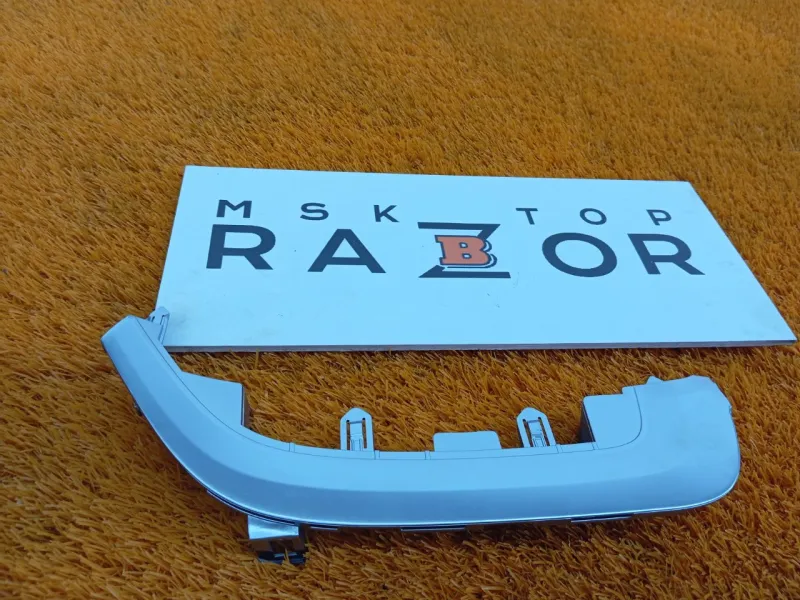 Накладка на торпедо