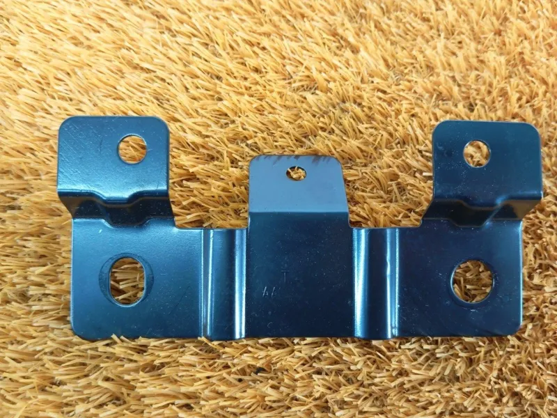 Кронштейн антенны