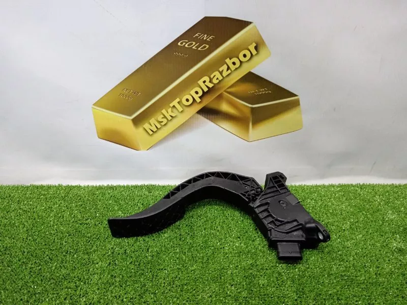 Педаль газа