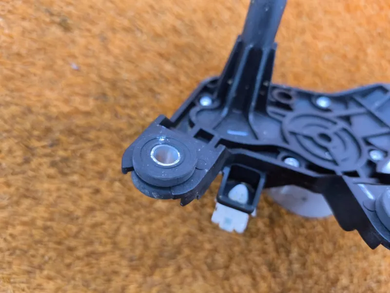 Моторчик стеклоочистителя