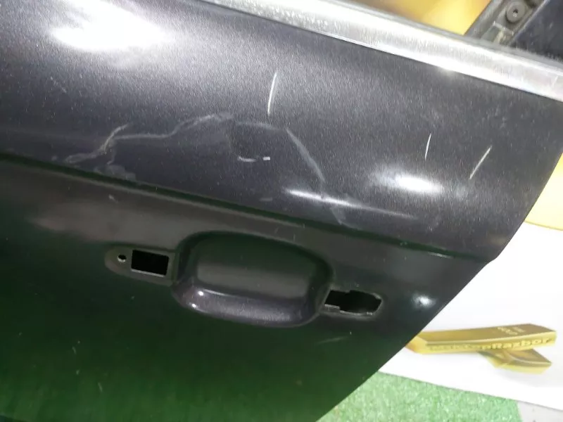Дверь Audi A4 2010 8K0831051J B8, передняя левая