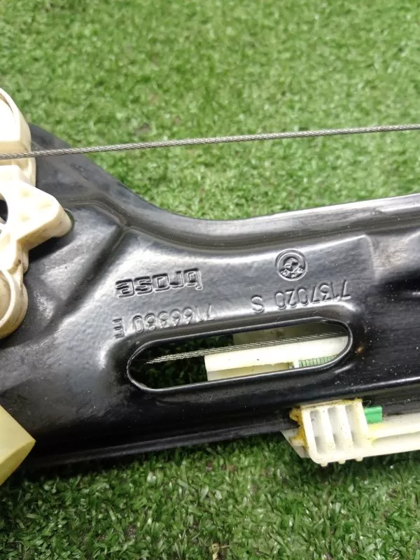 Стеклоподъемник BMW X5 2007 51337166380 E70, передний правый