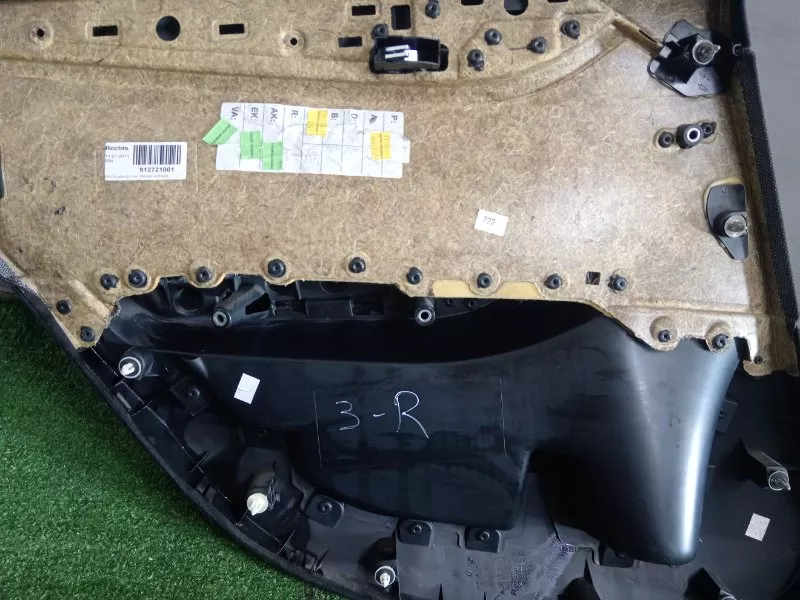 Обшивка двери