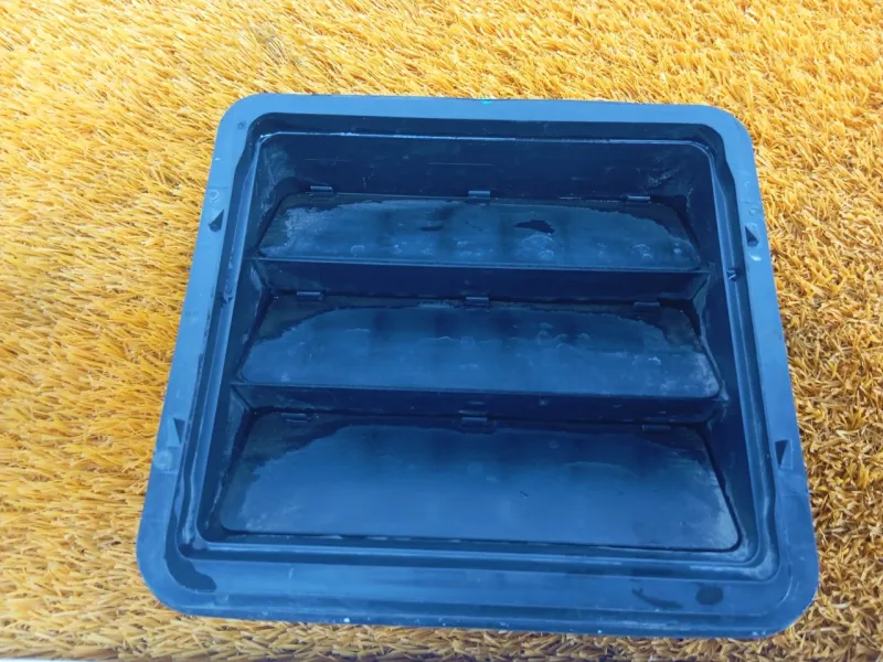 Решетка вентиляционная