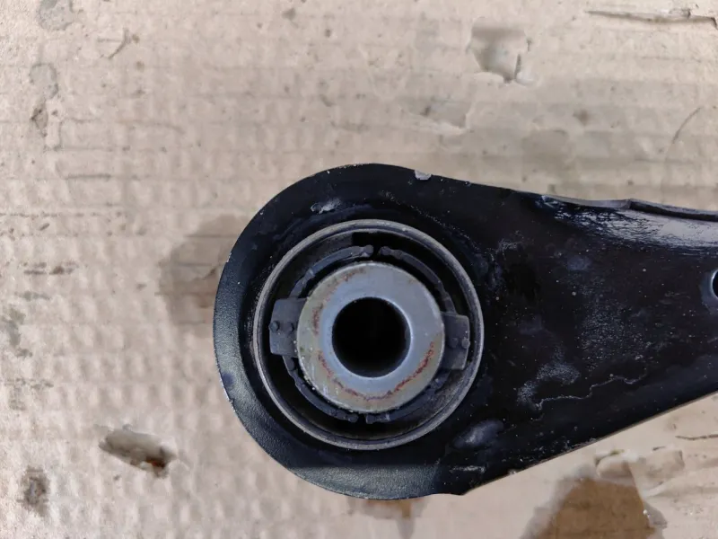 Рычаг подвески