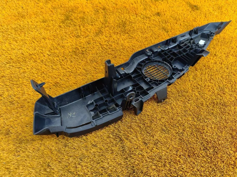 Обшивка багажника