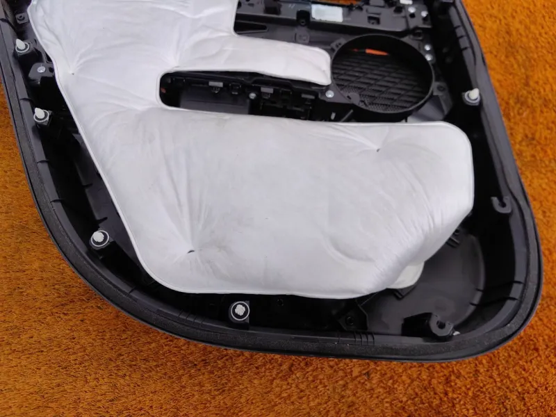 Обшивка двери