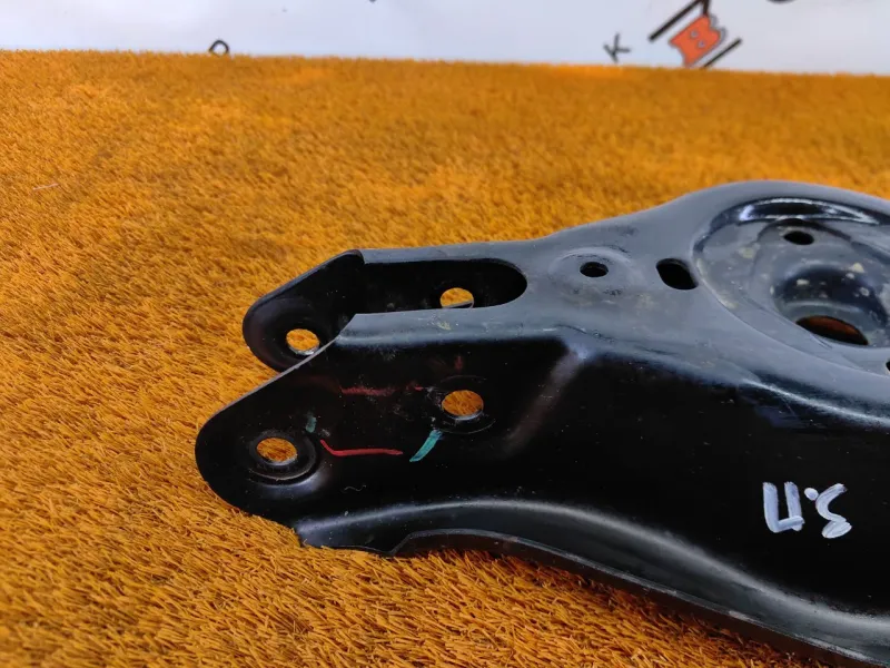 Рычаг подвески