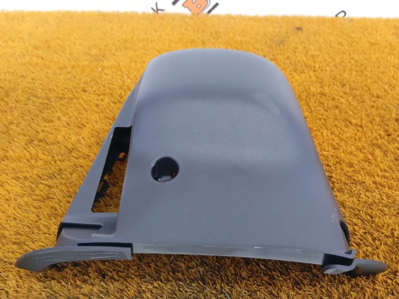 Кожух рулевой колонки