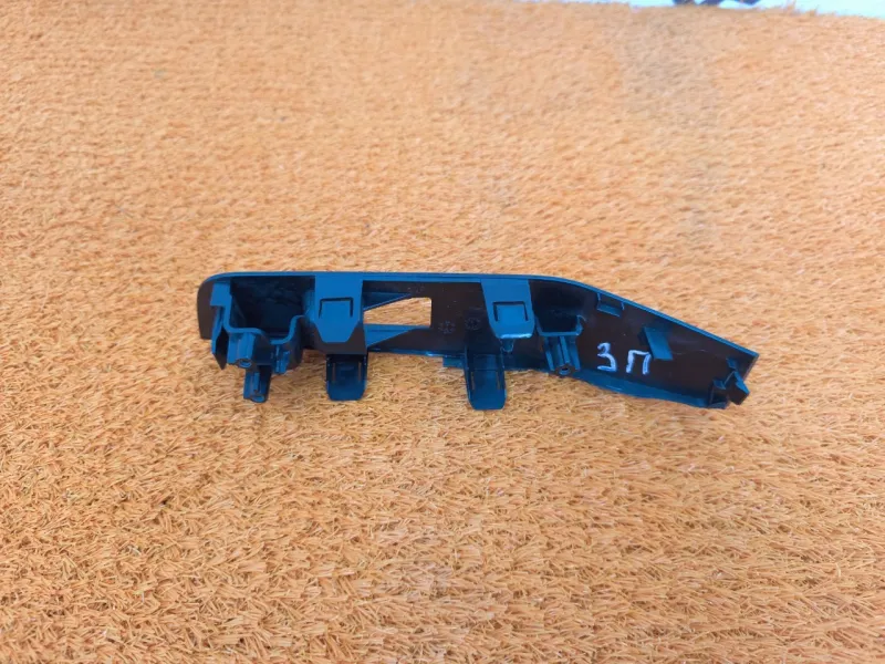 Молдинг двери