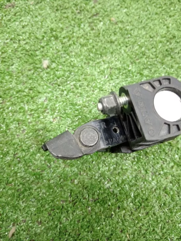 Ограничитель двери