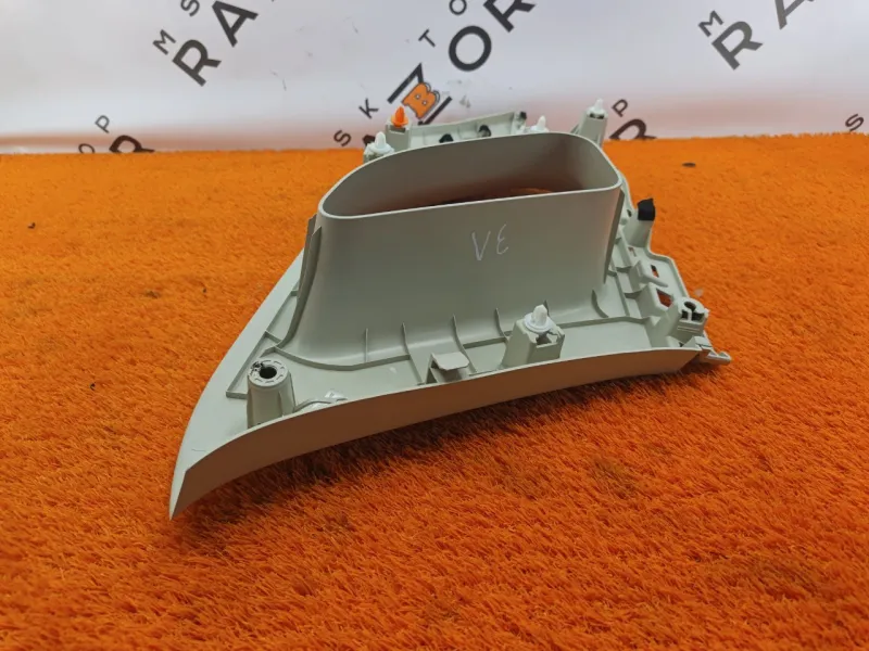 Обшивка стойки