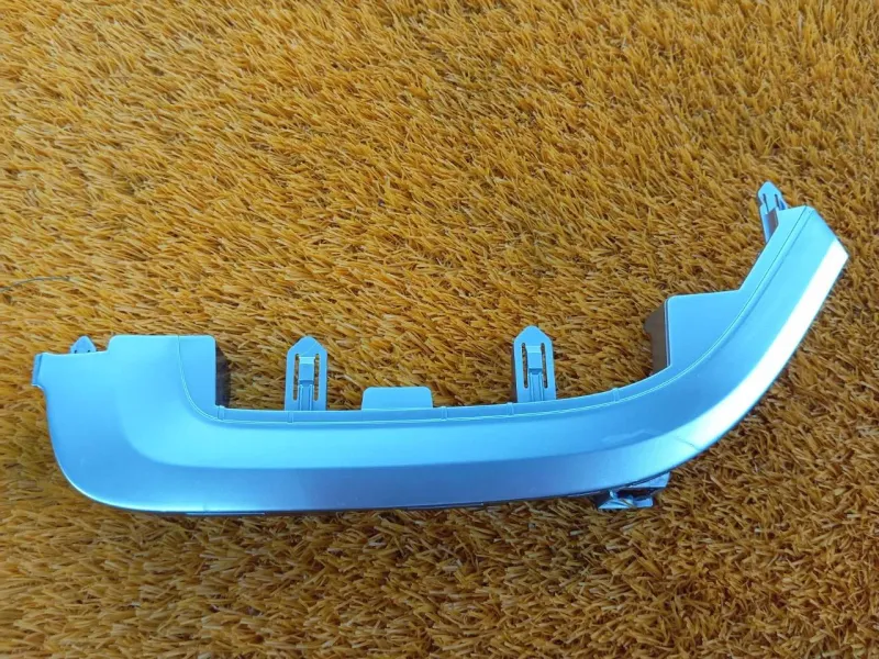 Накладка на торпедо