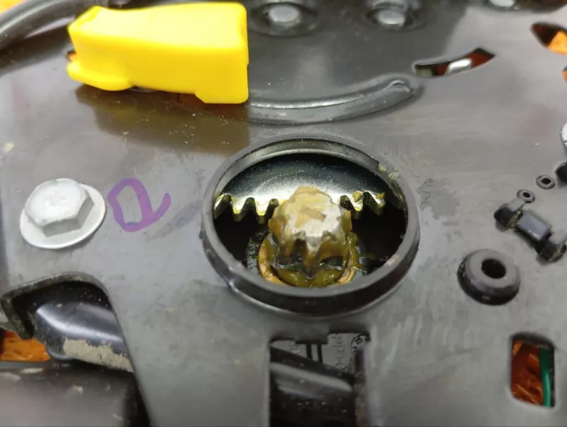 Замок багажника