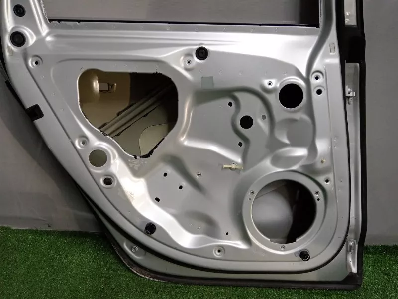 Дверь Audi A6 2011 4G5833051 C7, задняя левая