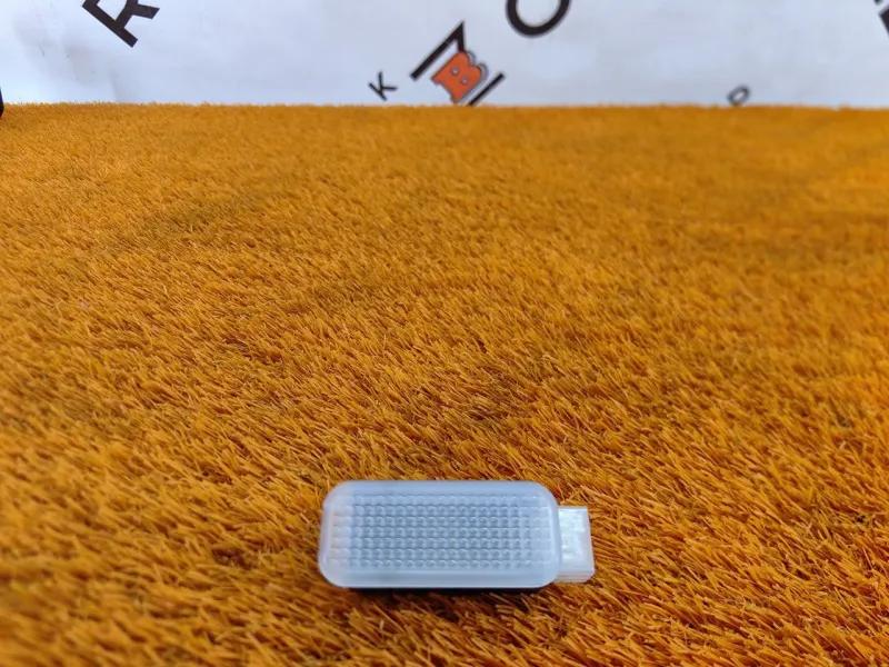 Плафон салона