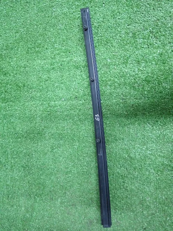 Молдинг стекла