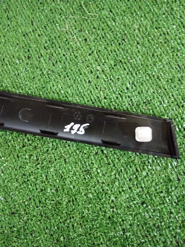 Накладка двери