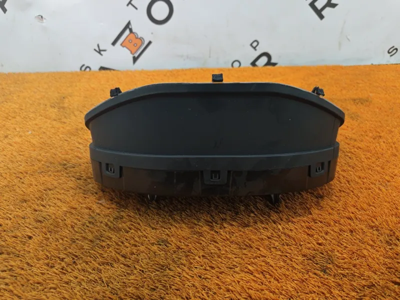 Панель приборов