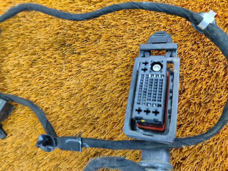 Проводка двери