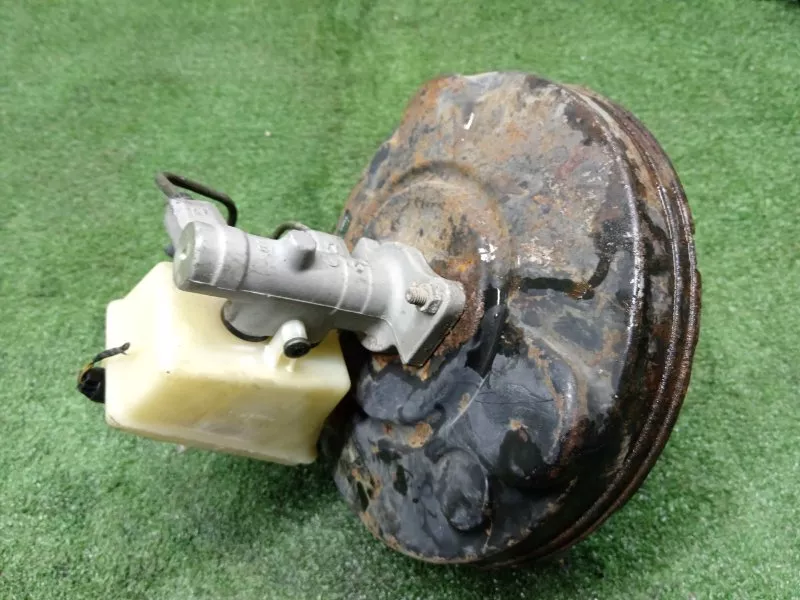 Главный тормозной цилиндр