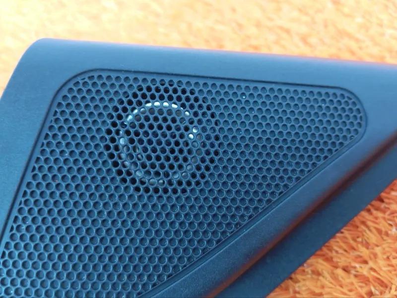 Уголок двери